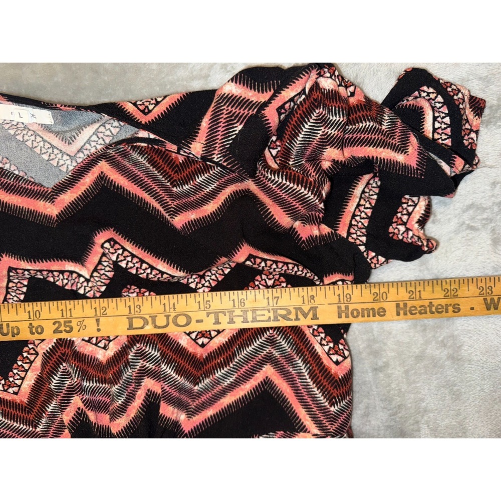 Maurices Shirt Womens L‎ Pink Black Bohemian Hippie Artsy Western Tie-Front - Picture 12 of 14